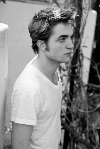 Photo:  Robert Pattinson 04